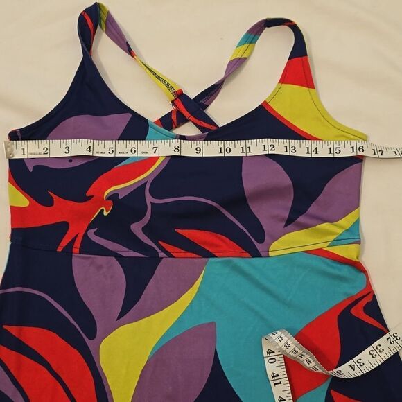 Columbia Dress Womens Medium Blue Red Yellow Sundancer Cross Back Omni Wick Hike - Picture 5 of 8